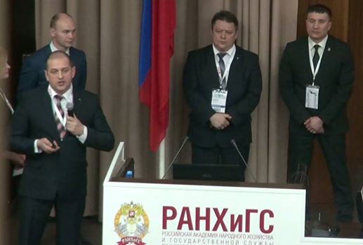 Сегодня Глава округа Вячеслав Жилин представил программу развития Златоуста первому вице-премьеру Игорю Шувалову
