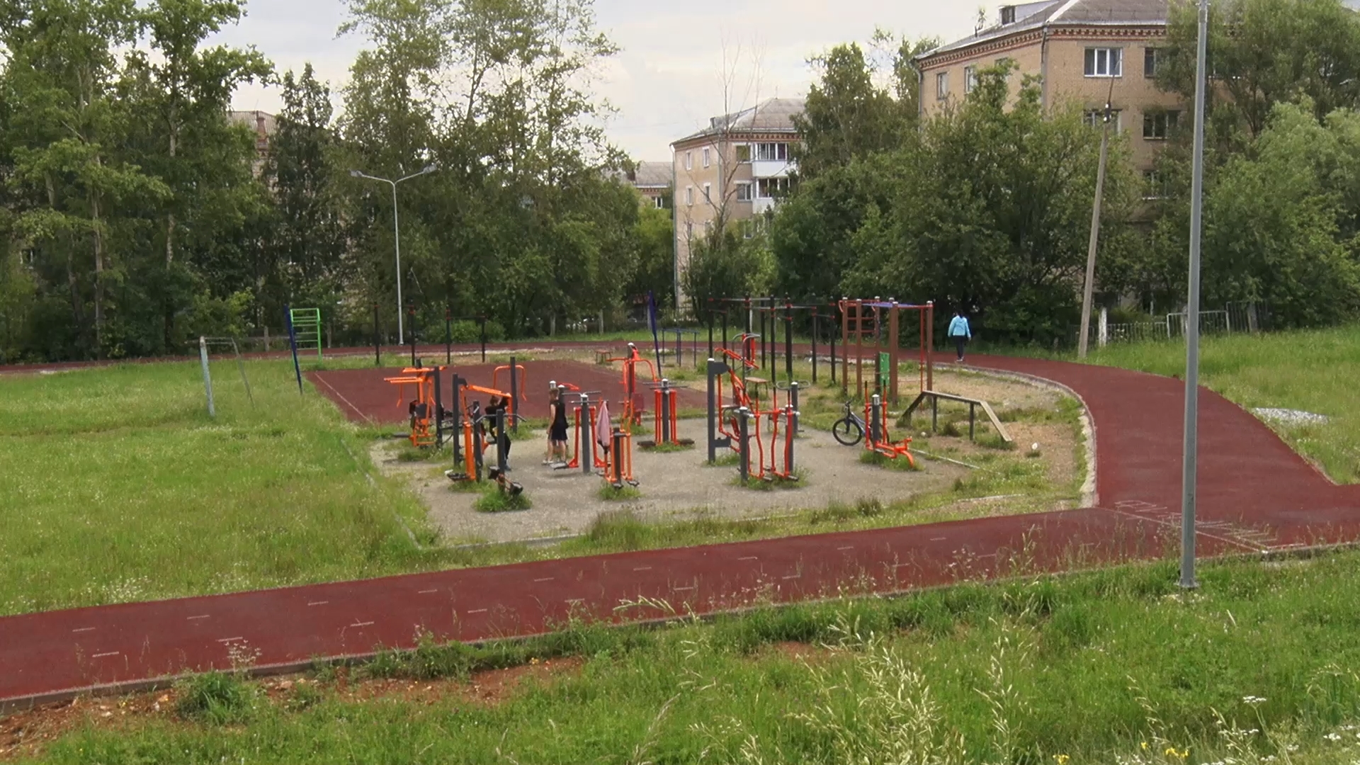 Берут инициативу в свои руки