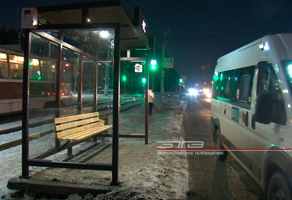 «Умные» остановки. Современные комплексы, в которых златоустовцы могут скоротать время в ожидании общественного транспорта, появились в городе
