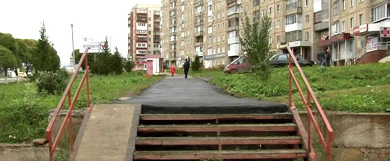 Новенький асфальт уложили в 5-ом микрорайоне