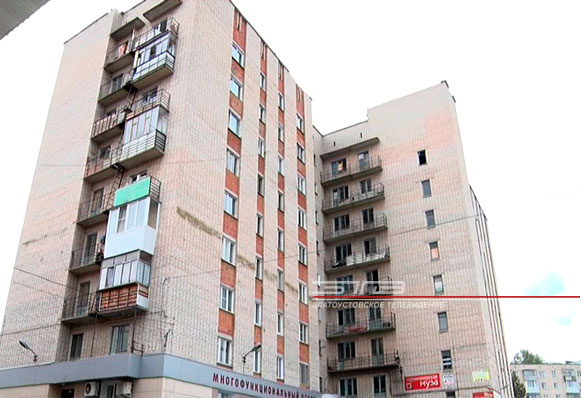 Почти полтора месяца без горячей воды провели жители одного из домов района машзавода