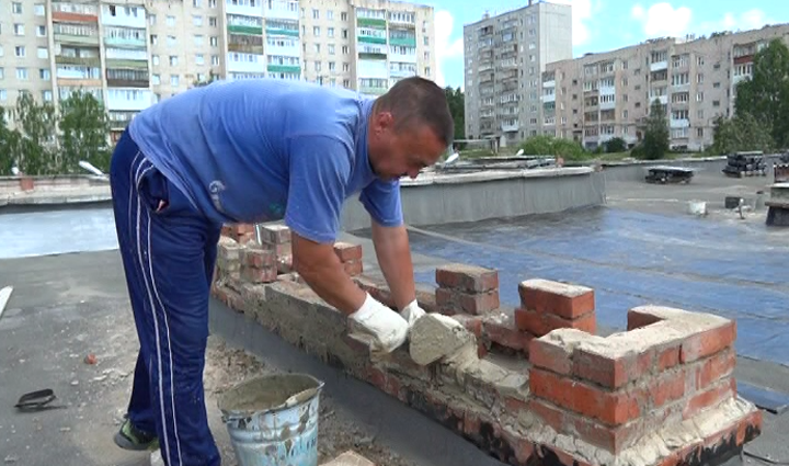 В дошкольных учреждениях Златоуста полным ходом идут летние ремонты