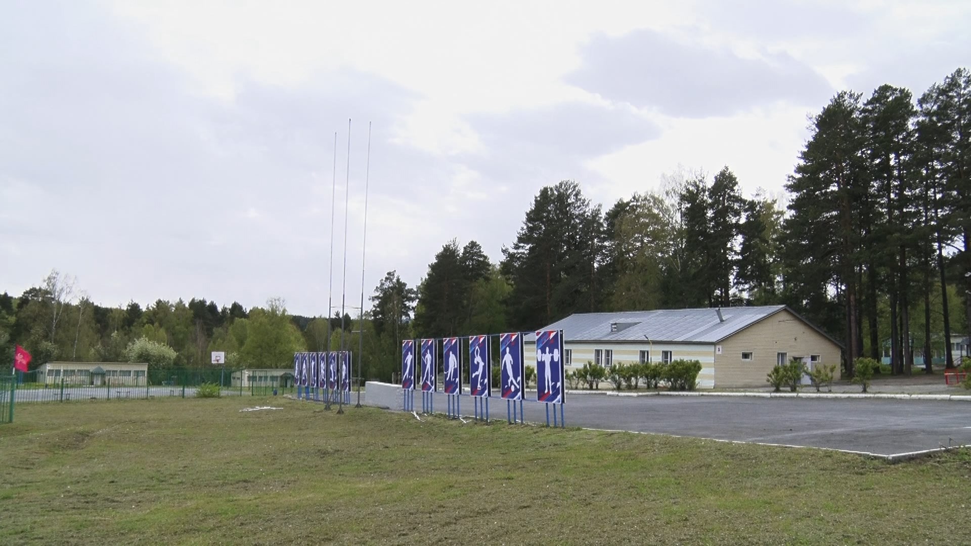 Школьные и загородные лагеря готовы встретить первых отдыхающих
