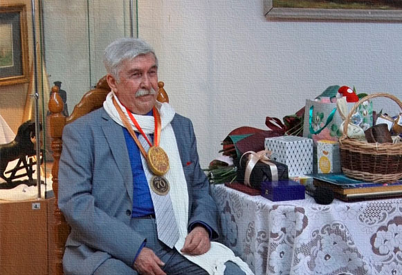 Александру Козлову – 70. Свой юбилей краевед, почётный гражданин Златоуста встретил в краеведческом музее