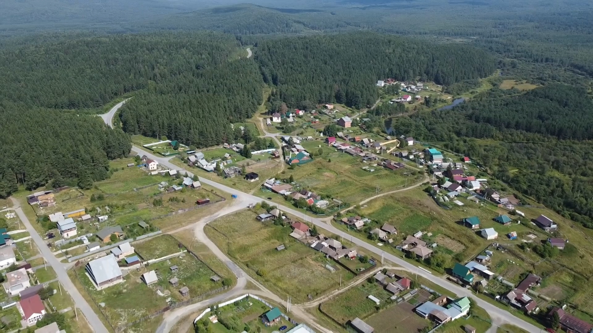 Третий день из-за аварии на сетях нет электроснабжения в селе Веселовка