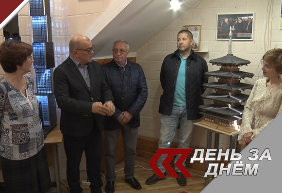Выставка посвящённая взаимодействию индустриального колледжа имени Аносова и завода «Стройтехника»