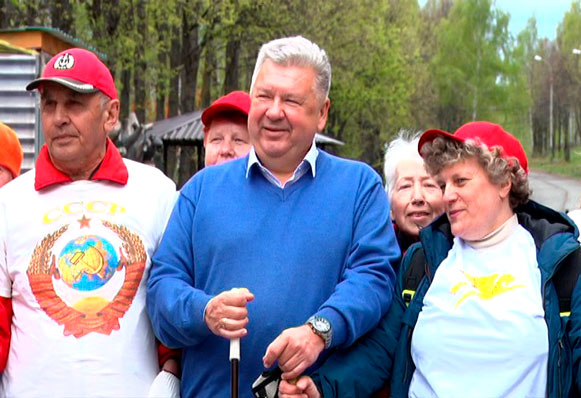 Андрей Важенин оценил работу, проделанную в златоустовском парке «Молодёжный»