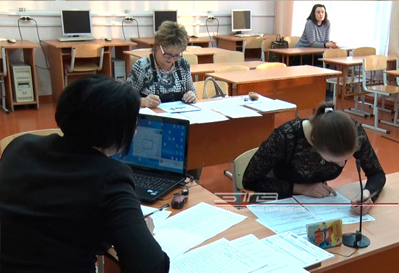 Девятиклассники прошли собеседование по русскому языку