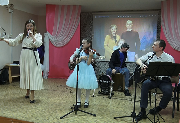 В ДДТ состоялся финал традиционного городского конкурса «Семья – начало всех начал»