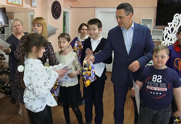 В Златоусте наградили победителей городского инклюзивного конкурса «Весенняя карусель»